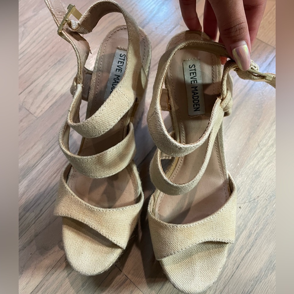 Steve Madden Wedges